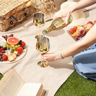 Złote stalowe kieliszki do wina 2 szt